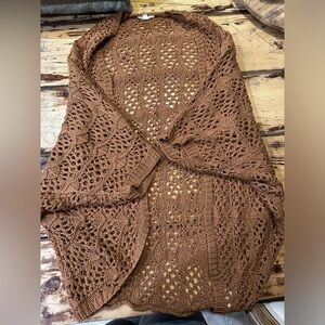 Open knit shrug cardigan size M
